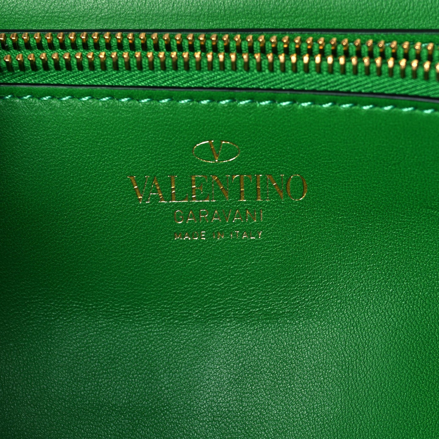 Nappa Stud Sign Shoulder Bag Ultra Green
