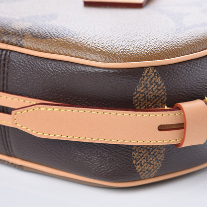 Louis Vuitton Reverse Monogram Giant Boite Chapeau Souple 10 of 11