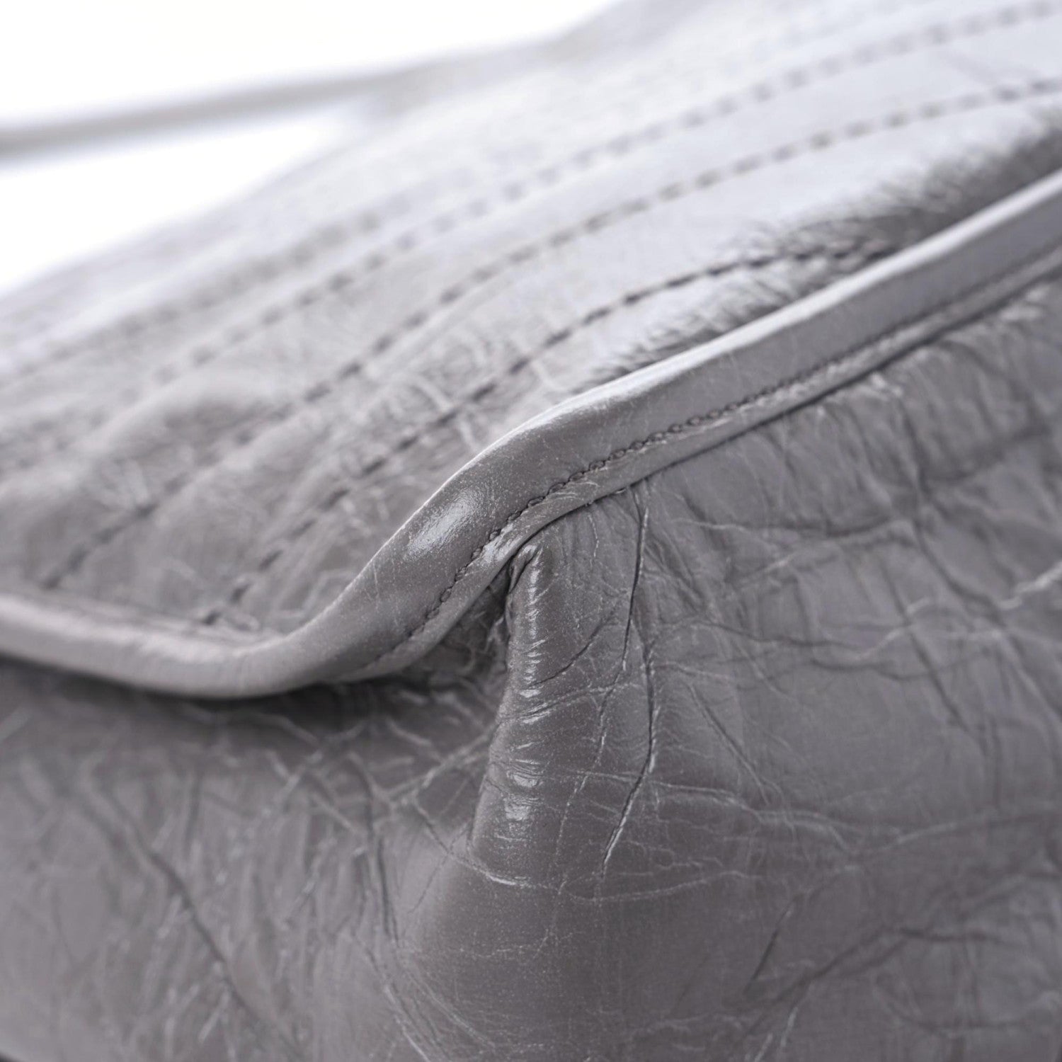 Saint Laurent Crinkled Calfskin Matelasse Monogram Large Niki Chain Satchel Fog 6 of 11