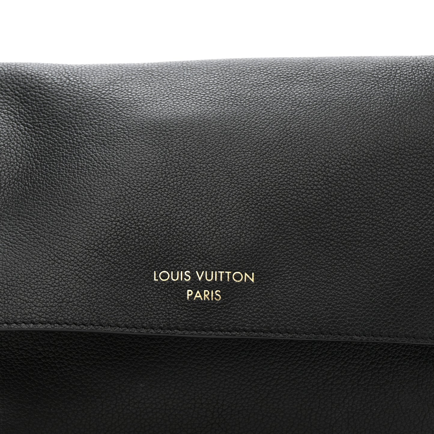 Grained Calfskin Low Key Messenger Black
