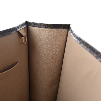 Louis Vuitton Monogram Sac Plat 17 of 18