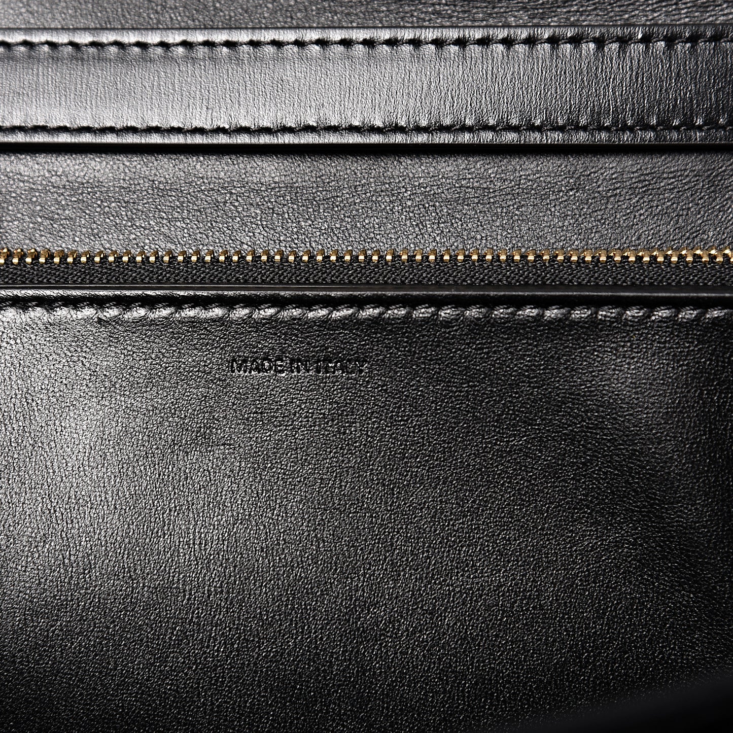 Box Calfskin Medium Classic Box Flap Bag Black