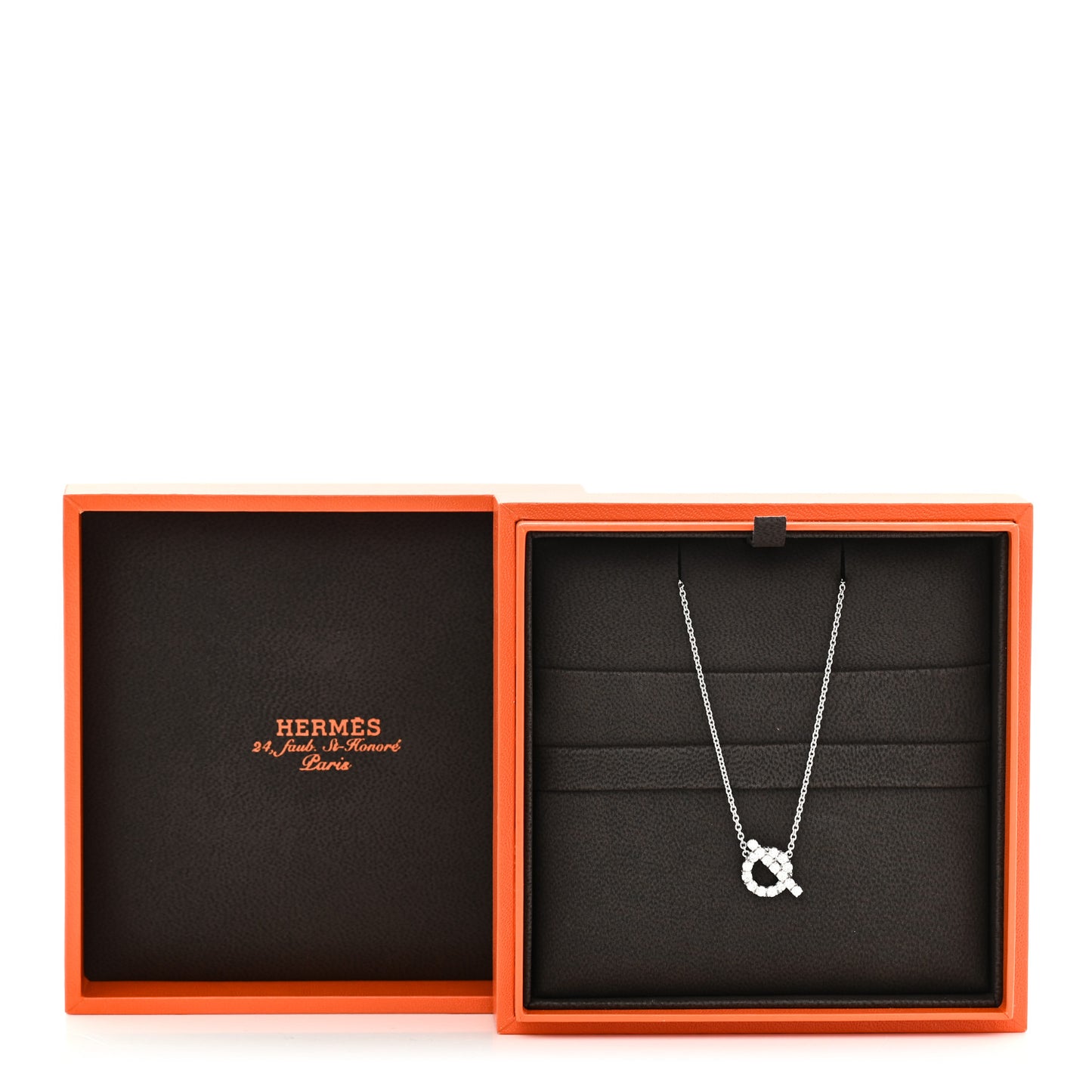 18K White Gold Diamond Finesse Pendant Necklace