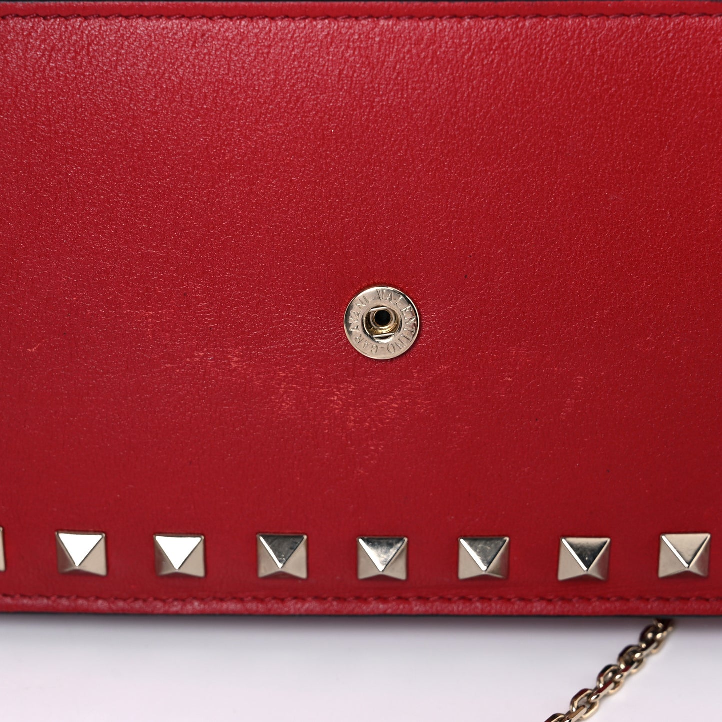 Calfskin Rockstud Phone Case With Chain Rosso Valentino