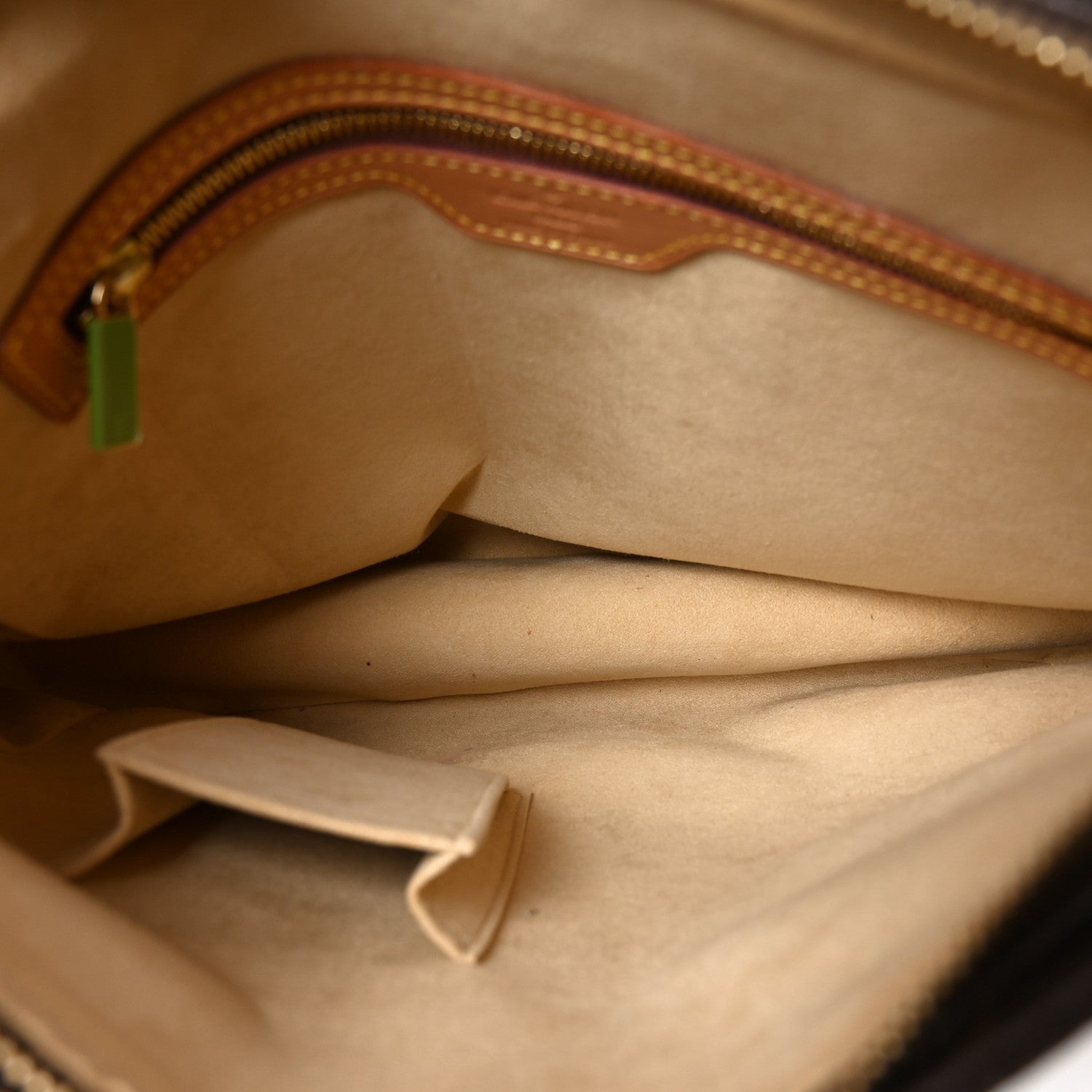 Louis Vuitton Monogram Looping GM 5 of 9