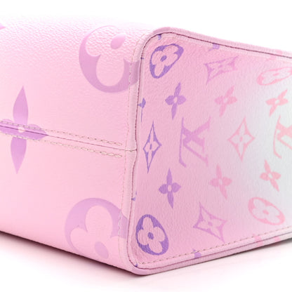 Louis Vuitton Monogram Giant Spring In The City Onthego PM Sunrise Pastel 8 of 9