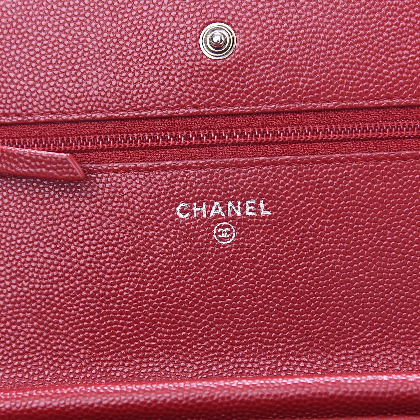 Caviar Quilted Wallet on Chain WOC Red