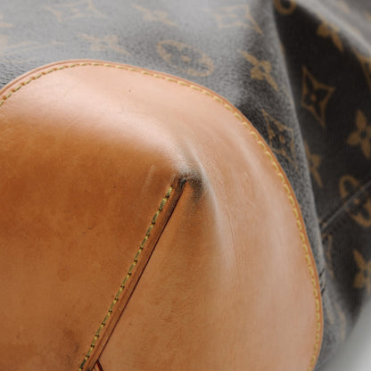 Louis Vuitton Monogram Berri MM 9 of 11
