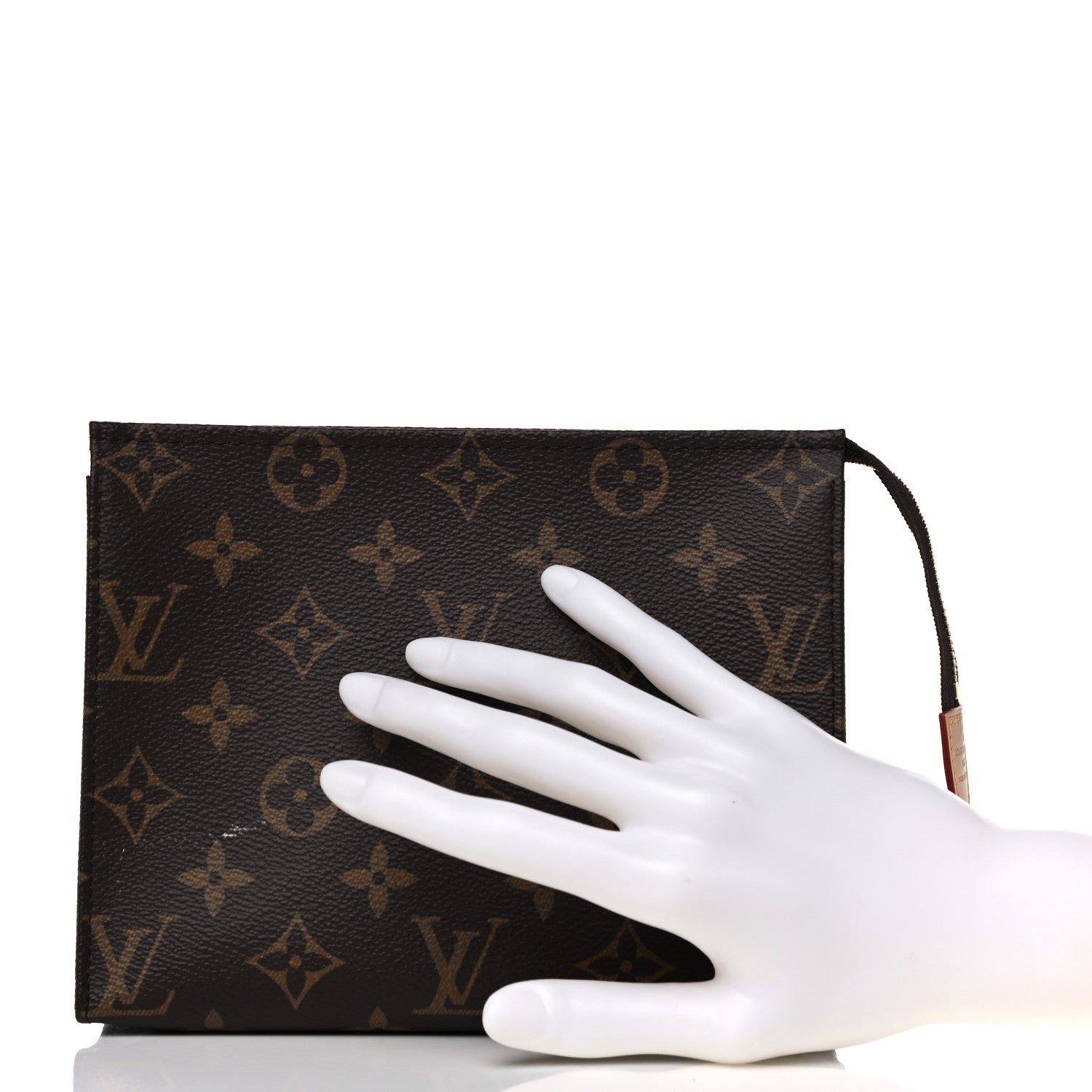 Louis Vuitton Monogram Toiletry Pouch 19 4 of 18