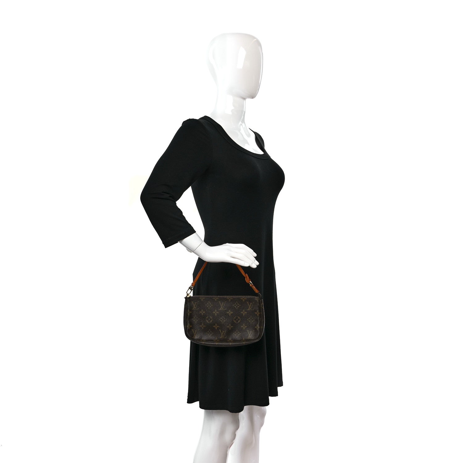 Louis Vuitton Monogram Pochette Accessories 2 of 8