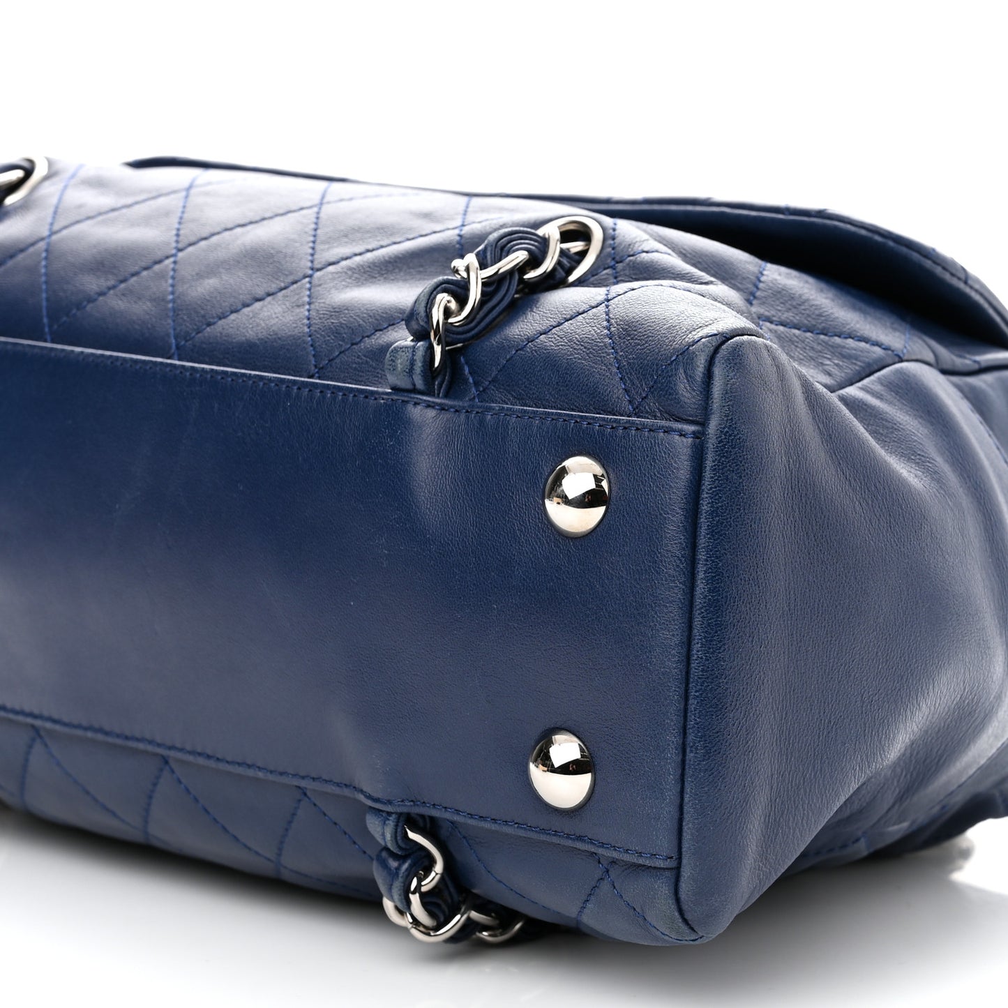 Lambskin Quilted Medium Chain Around Tote Blue