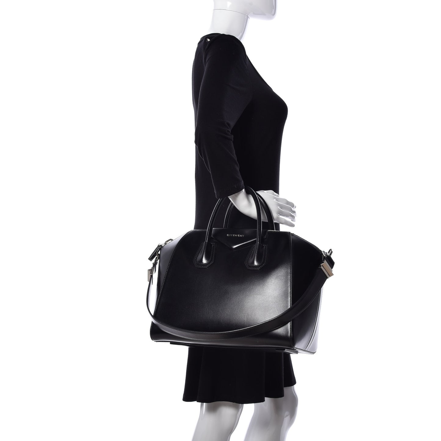 Shiny Lord Calfskin Medium Antigona Black