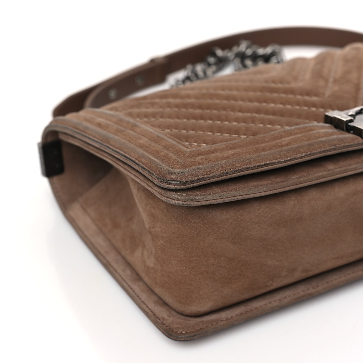 Nubuck Chevron Quilted New Medium Boy Flap Brown