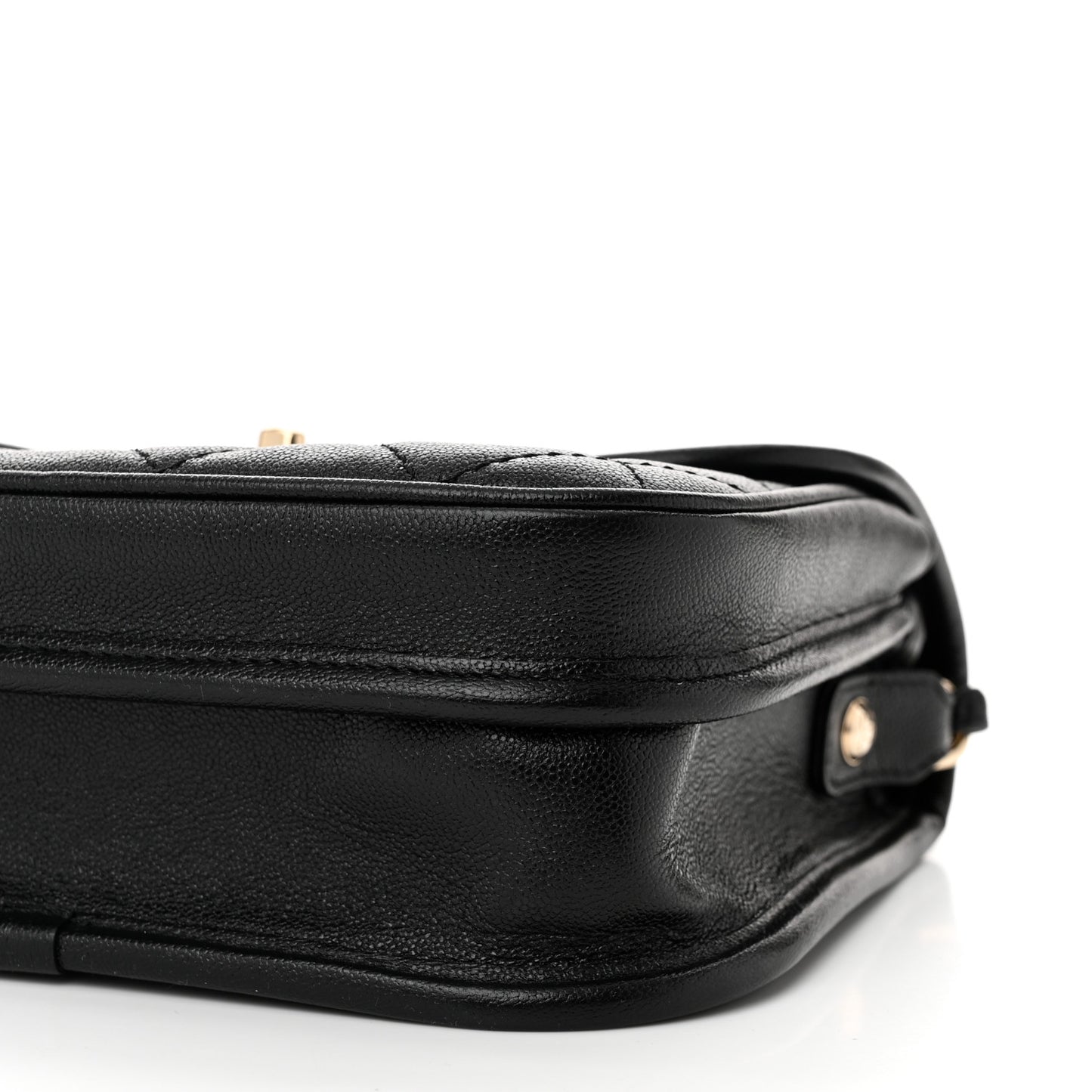 Caviar Quilted Round Messenger Flap Black