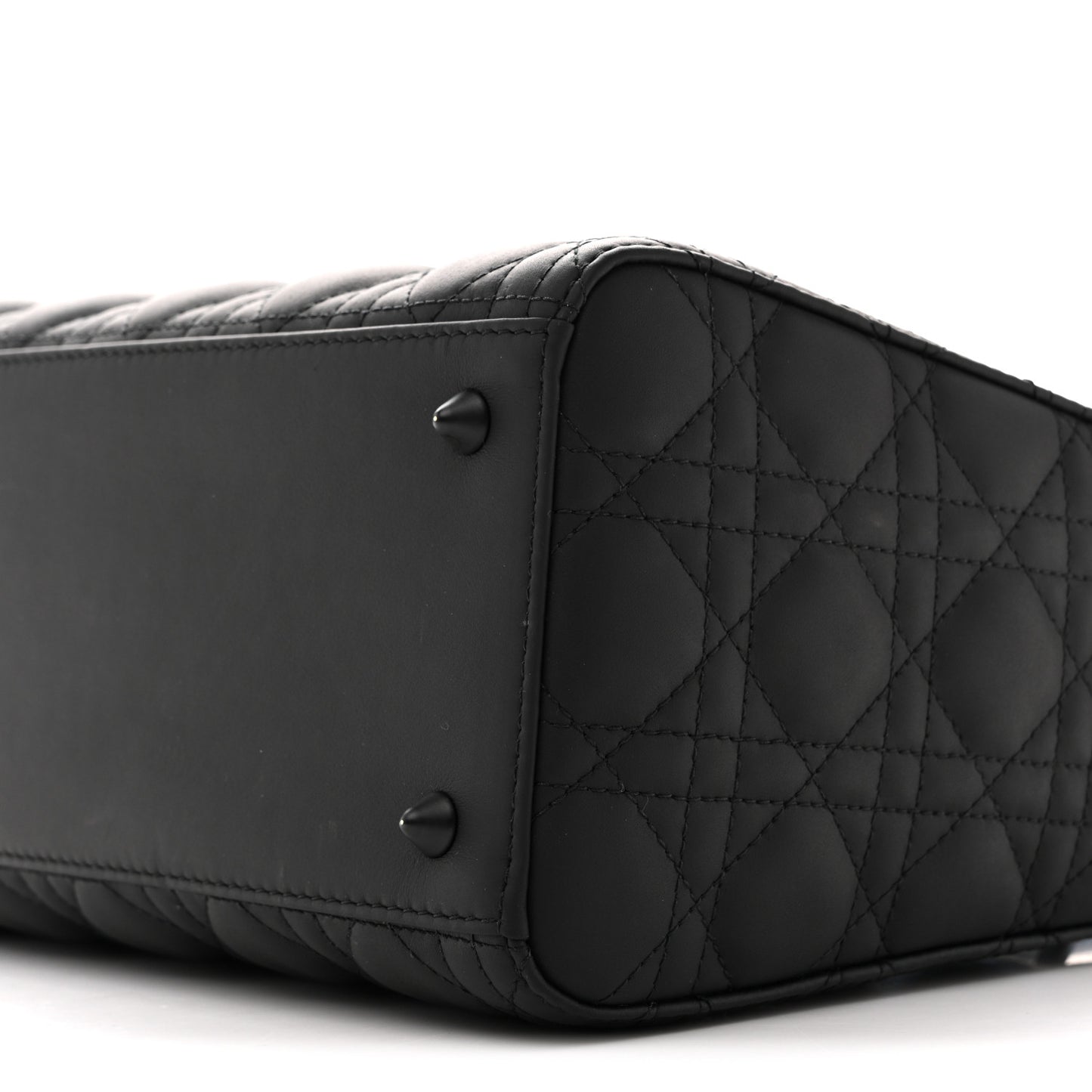 Ultra Matte Calfskin Cannage Medium Lady Dior Black
