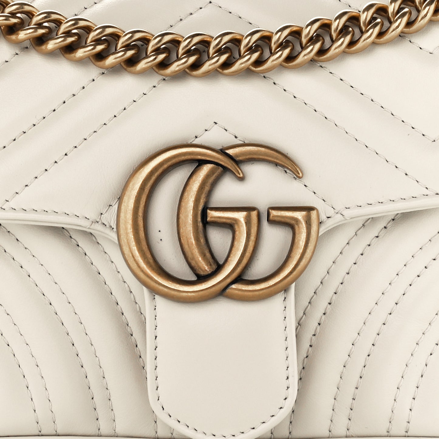 Calfskin Matelasse Mini GG Marmont Shoulder Bag White