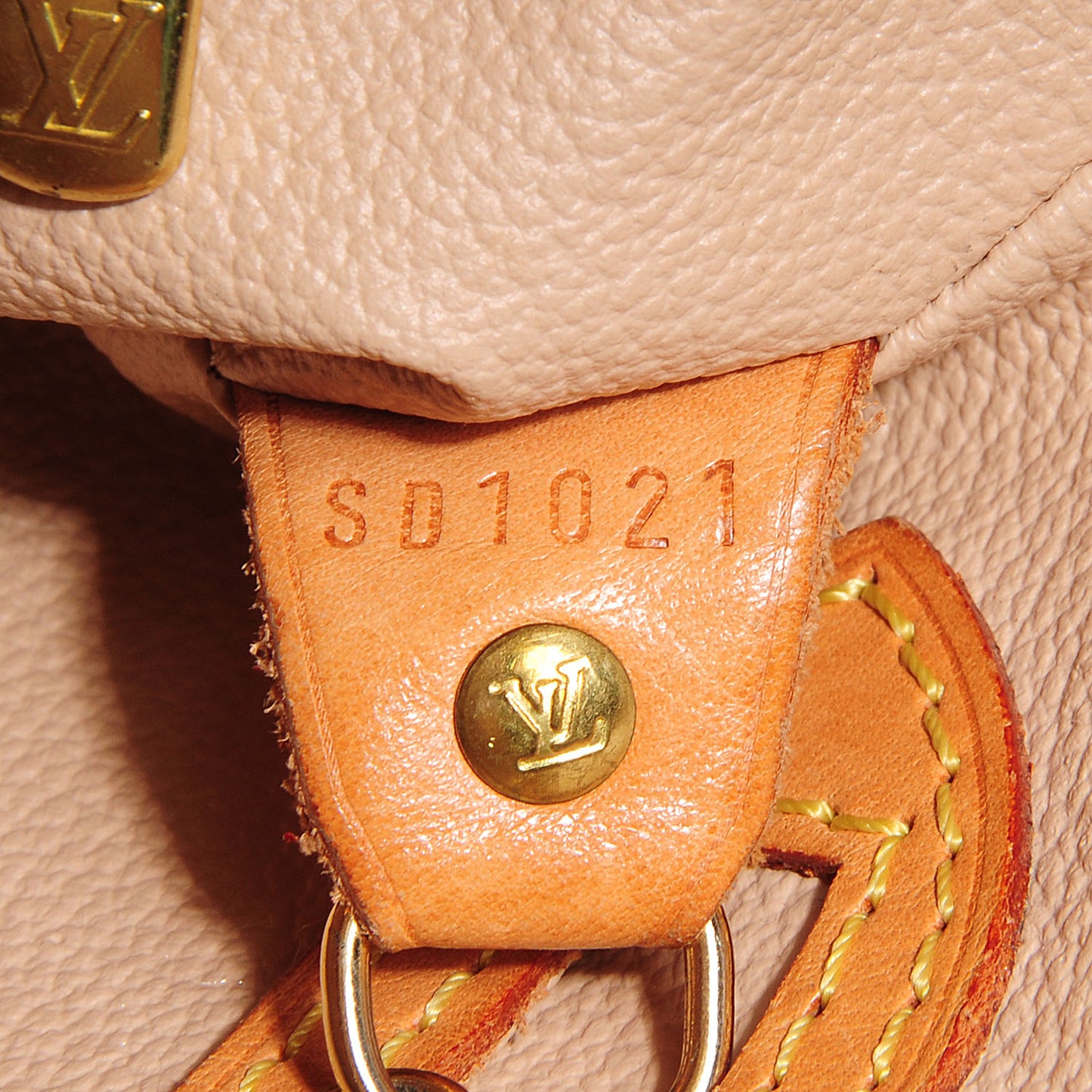 Monogram Petit Bucket 23