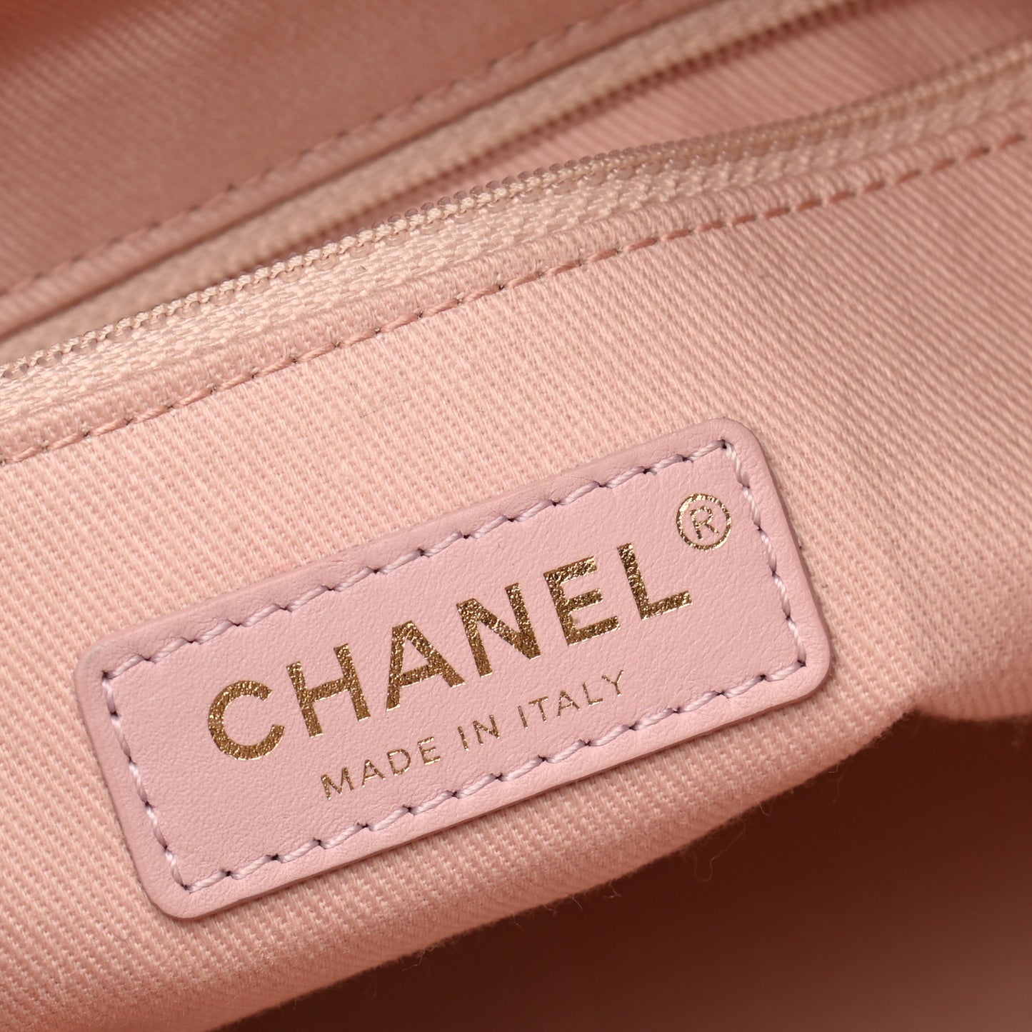 Lurex Boucle Deauville Drawstring Bag Pink