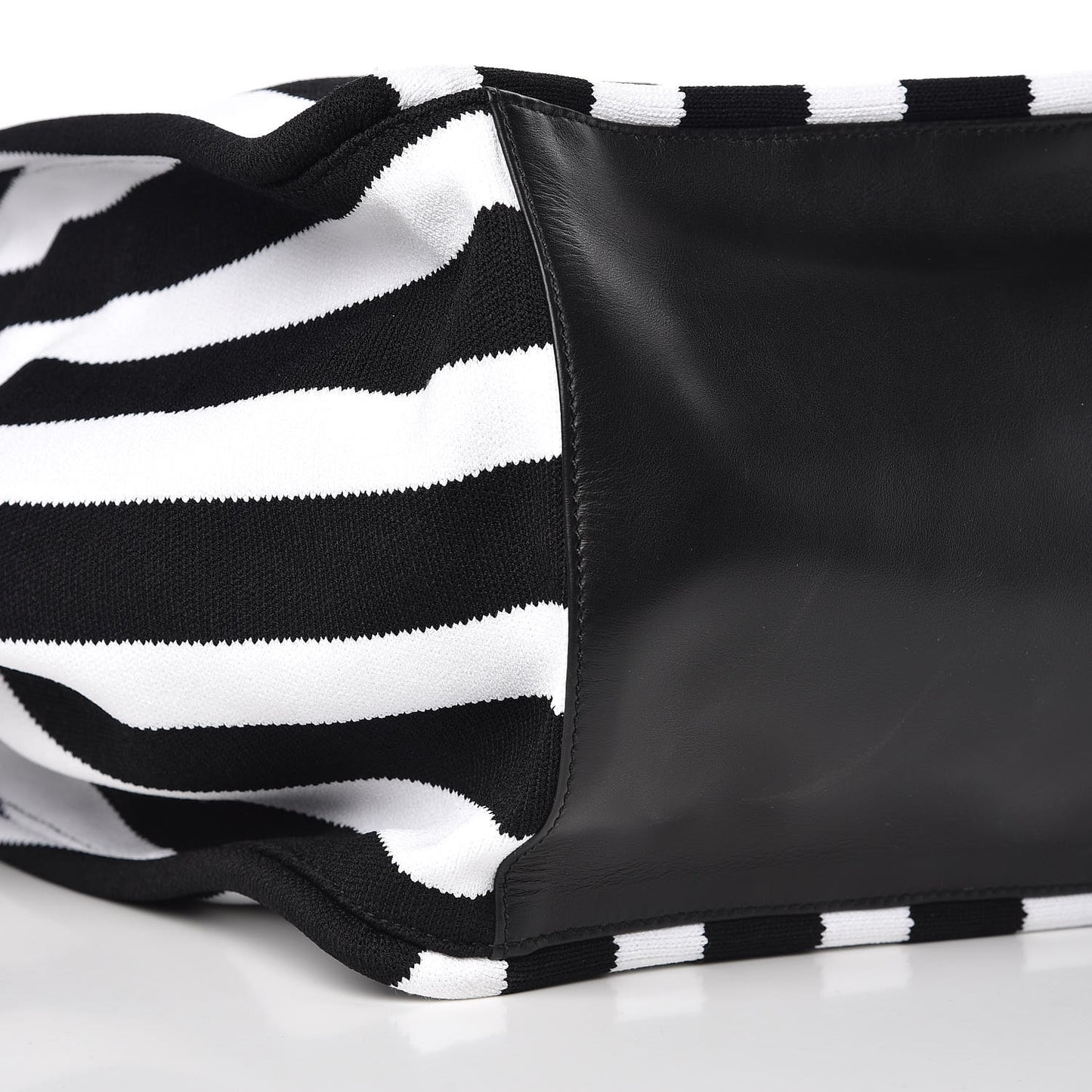 Knit Extra Large Tote Black Ecru