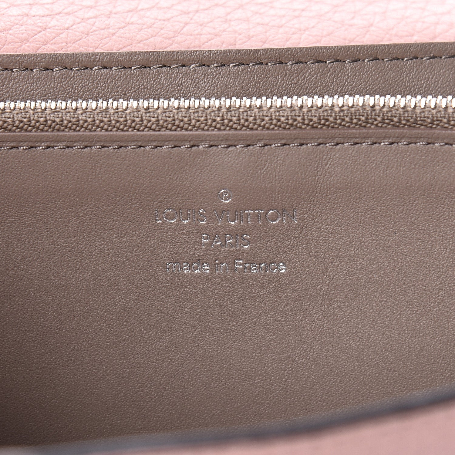 Louis Vuitton Taurillon Capucines Wallet Magnolia 6 of 13