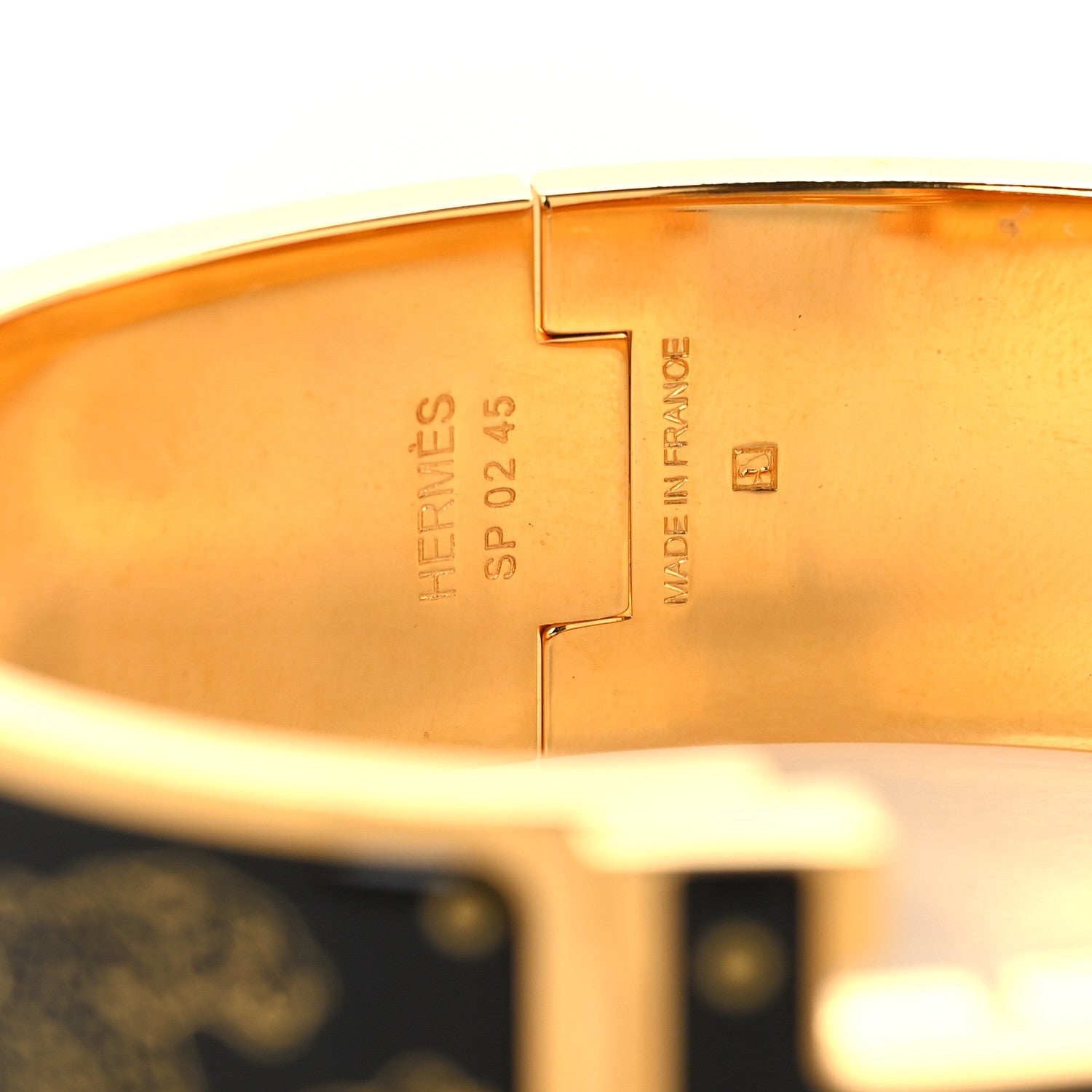 Hermes Enamel Printed Wide Les Leopards Clic Clac H Bracelet GM
