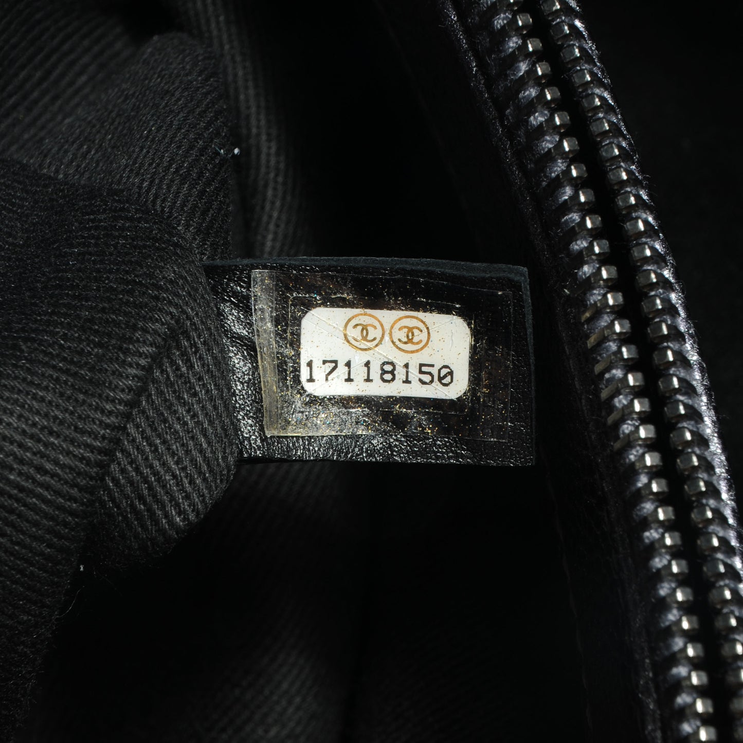 Iridescent Caviar Small Zip Shopping Tote Argent Dark Silver