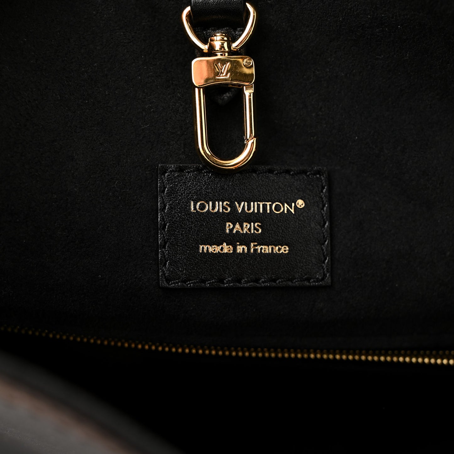 Calfskin Monogram Nova Vibe MM Black