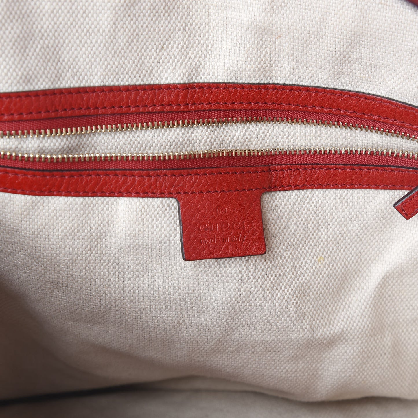 Pebbled Calfskin Large Soho Shoulder Bag Red