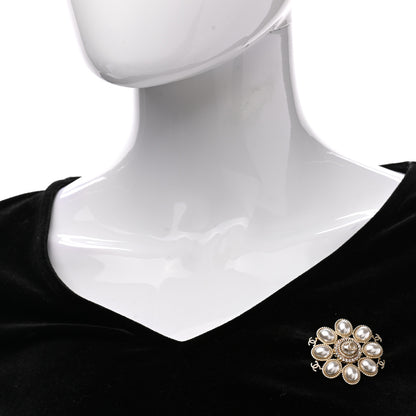 Chanel Pearl Crystal CC Brooch Pearly White Gold 2 of 4