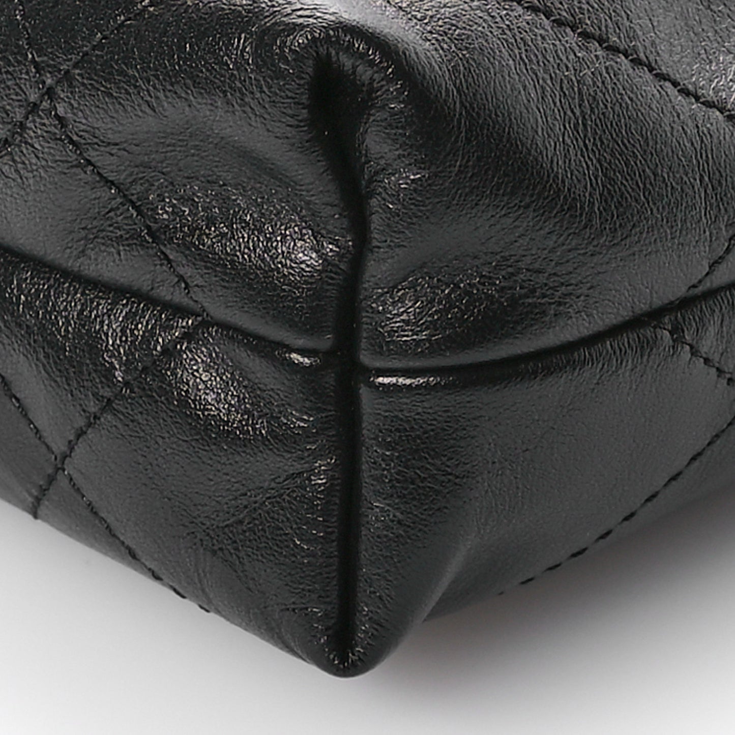 Shiny Calfskin Quilted Mini Chanel 22 Black