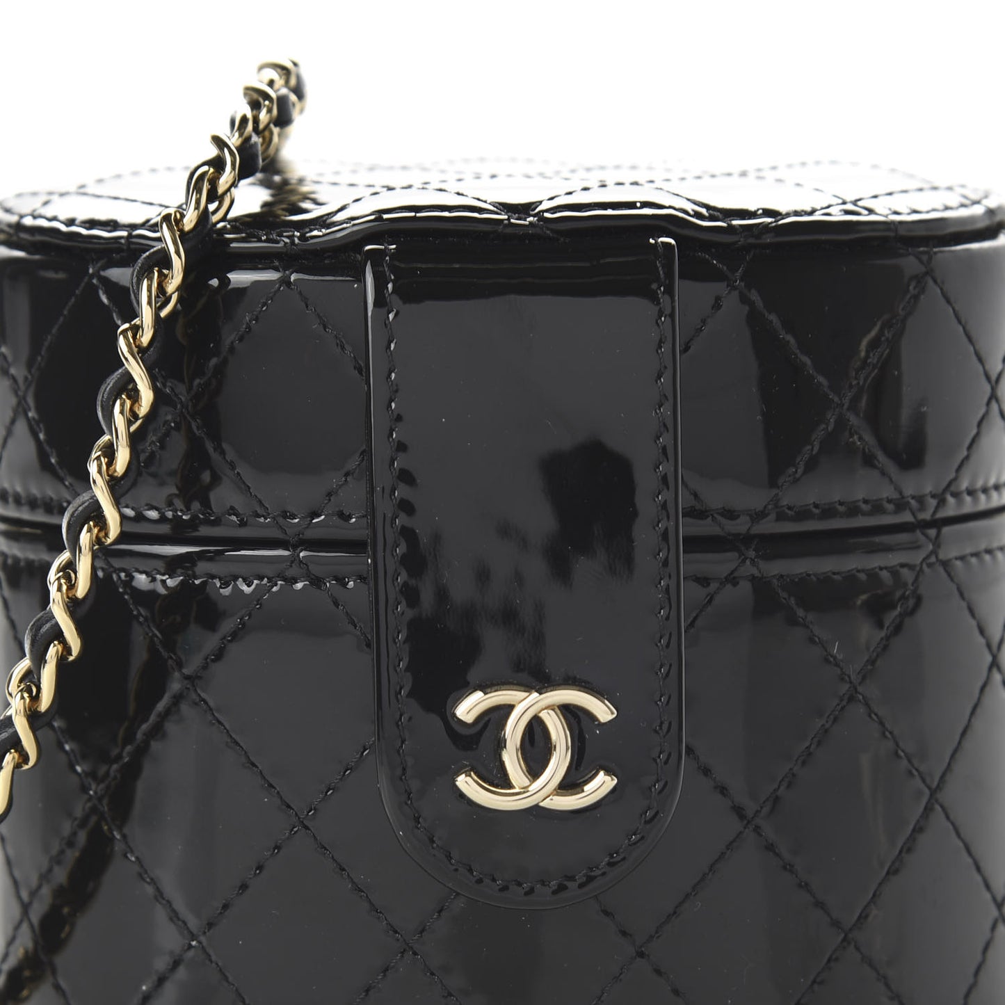 Patent Quilted Round Mini Vanity With Chain Black