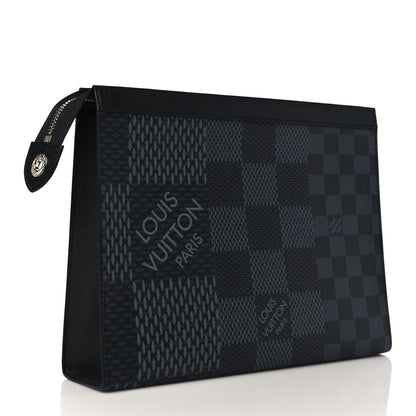 Louis Vuitton Damier Graphite 3D Pochette Voyage 3 of 6