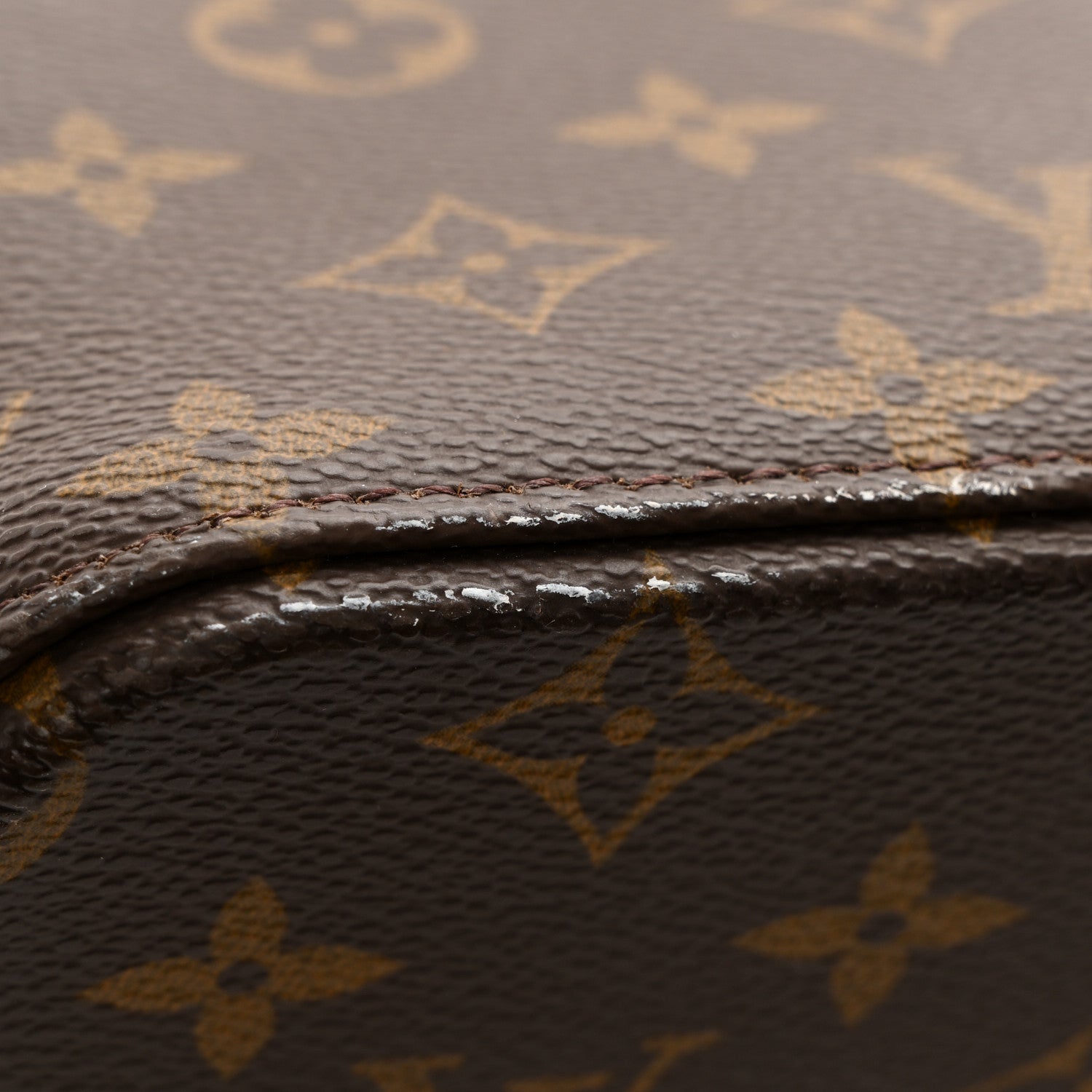 Louis Vuitton Monogram Luco 11 of 11