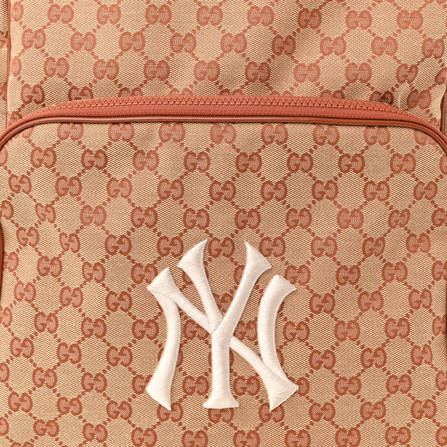 X MLB GG Monogram NY Yankees Medium Backpack Beige Ruggine Ivory