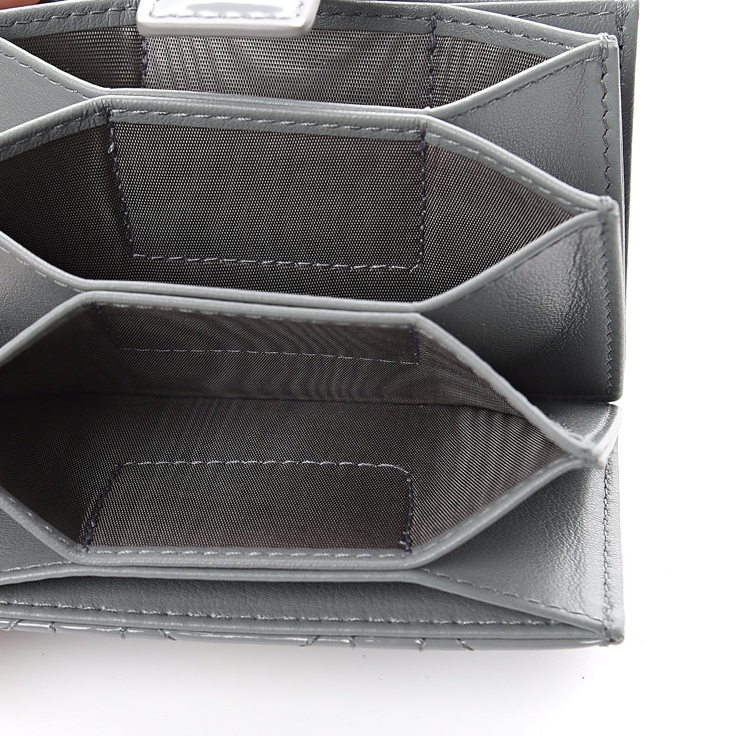 Christian Dior Patent Cannage Lady Dior 5-Gusset Card Holder Grey 4 of 5
