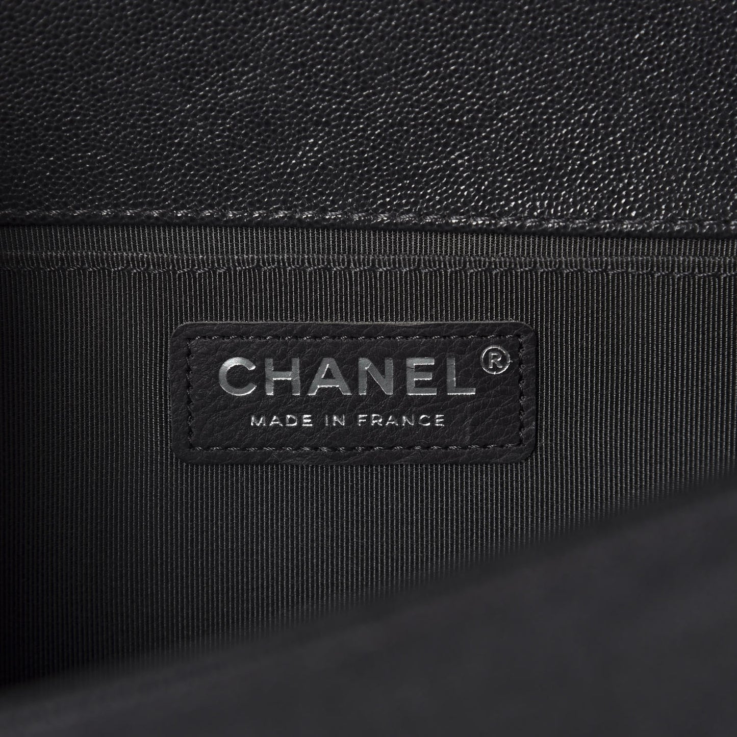 Iridescent Caviar Quilted Medium Boy Flap Black