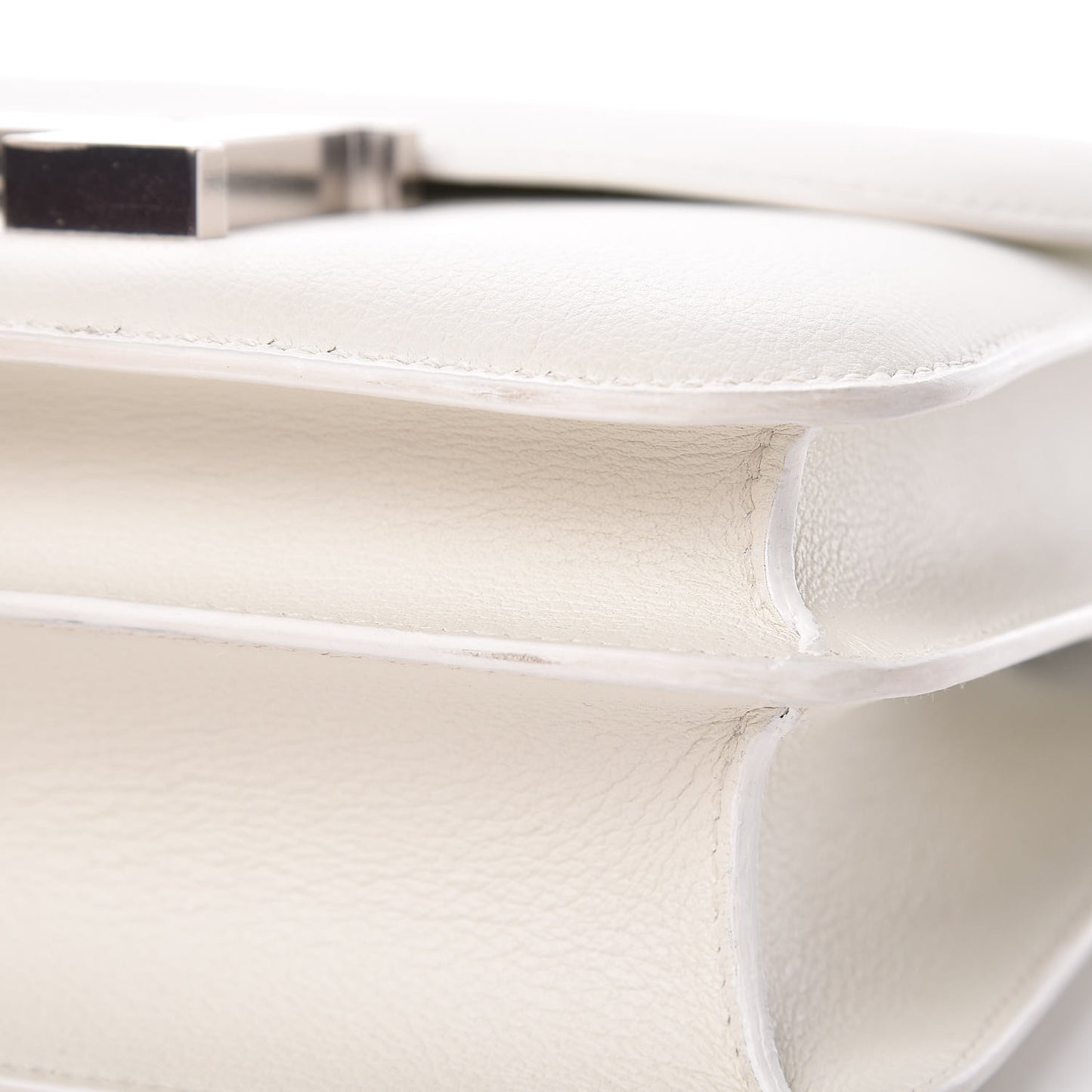 Evercolor Constance 24 White