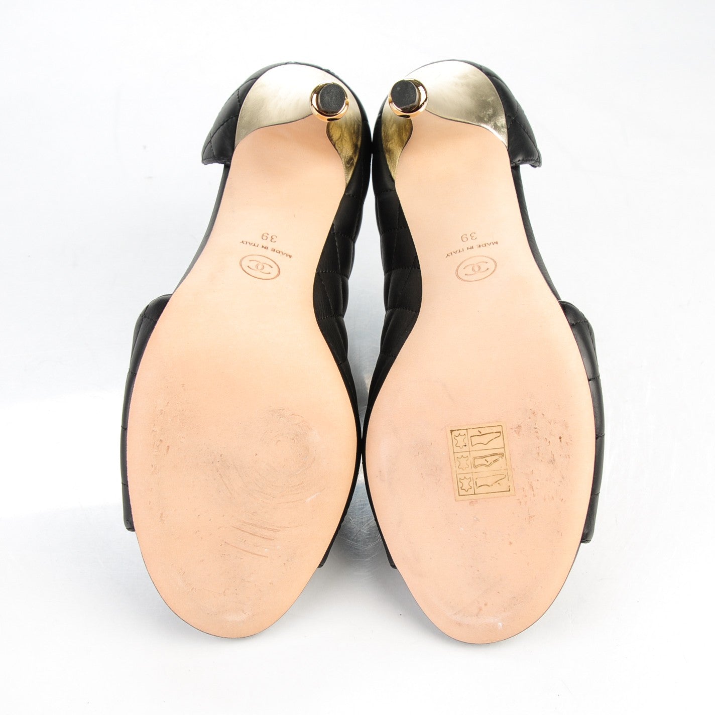 Calfskin Quilted Peep Toe Pumps 39 Black