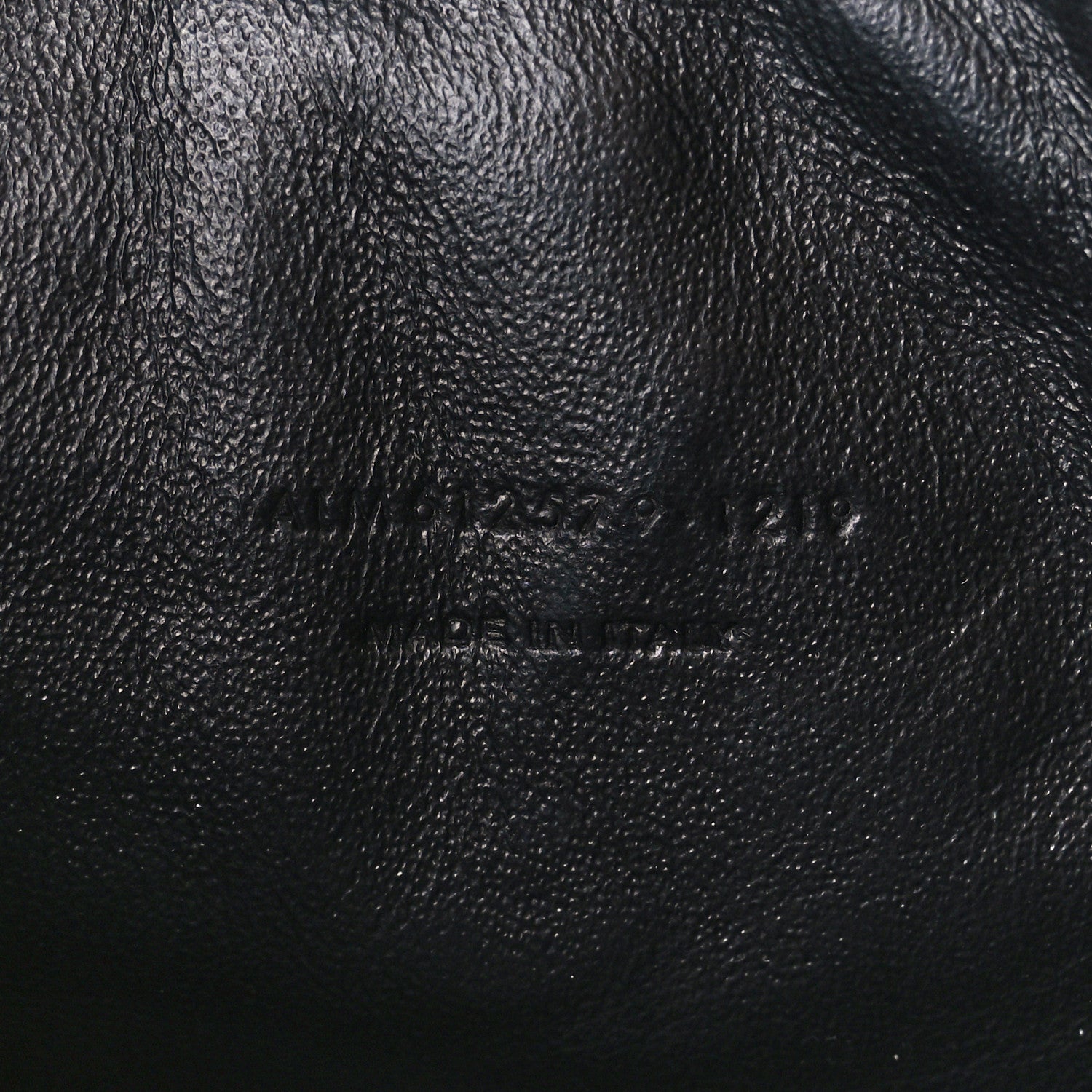 Saint Laurent Grain De Poudre Matelasse Monogram Mini Lou Camera Bag Pale Blush 7 of 10