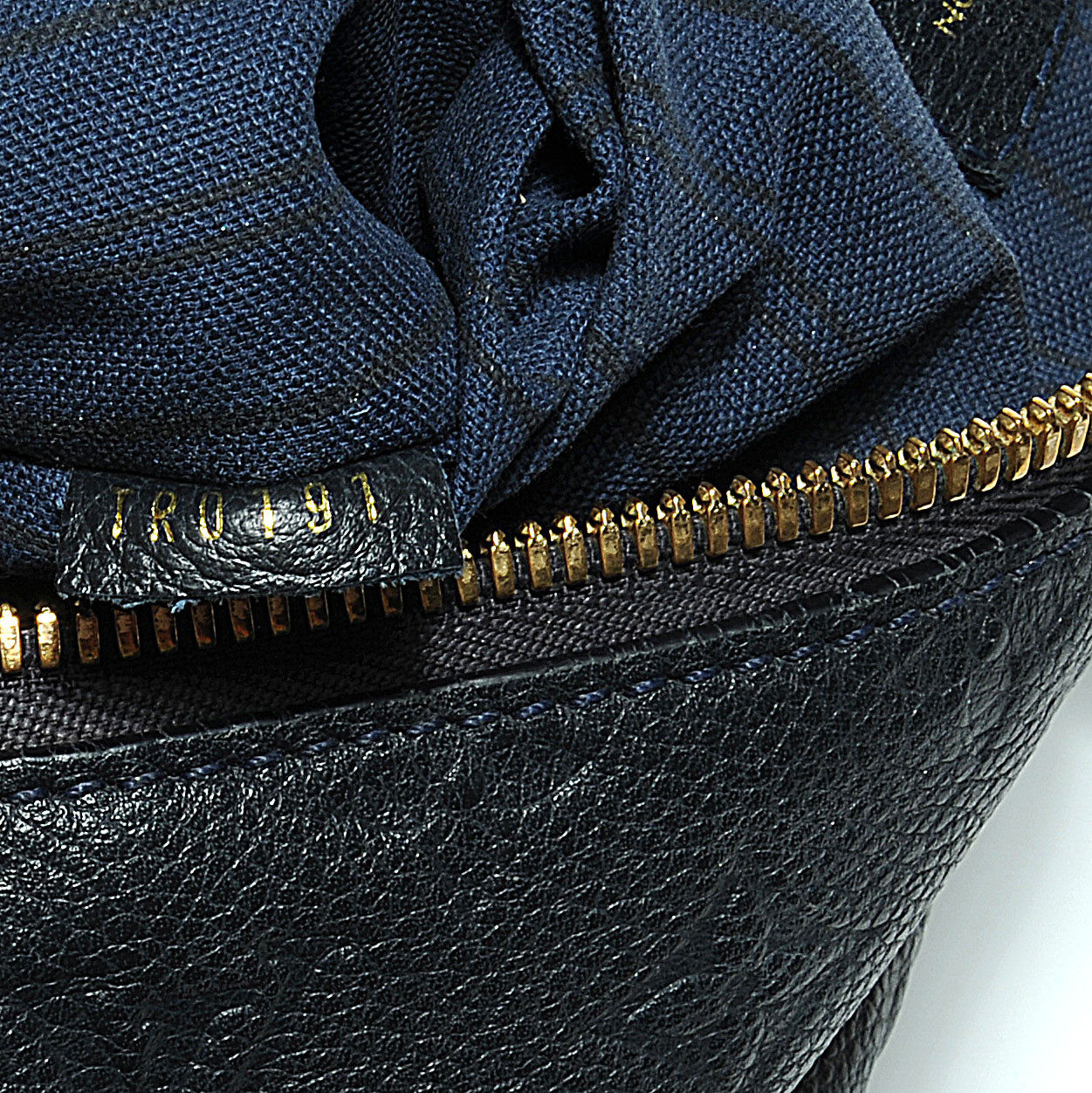 Louis Vuitton Empreinte Lumineuse PM Infini 7 of 8