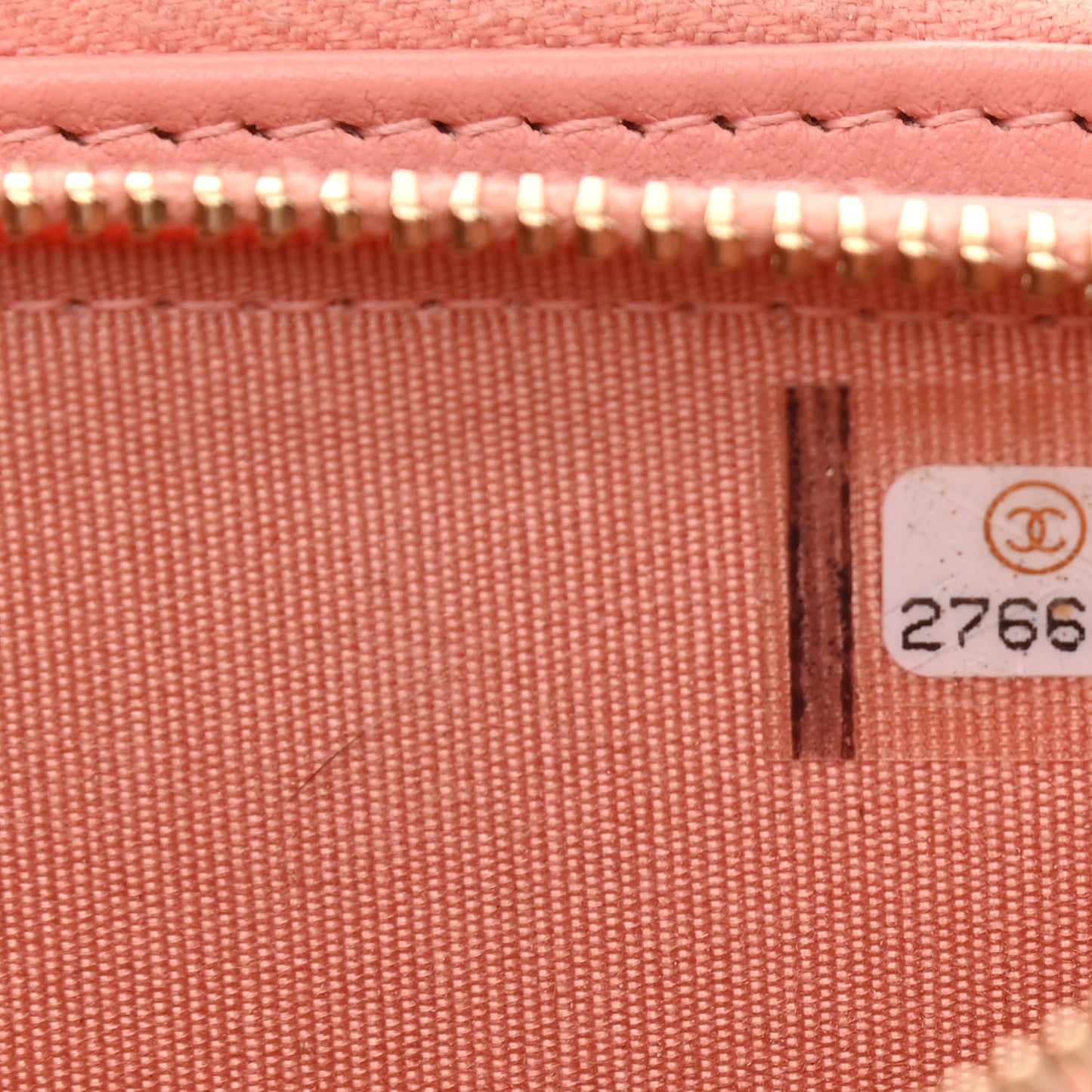 Caviar Quilted Small Boy Clutch With Chain Light Pink