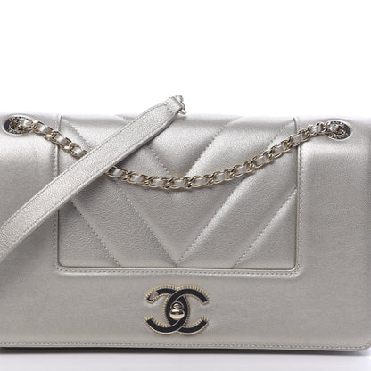 Chanel Metallic Sheepskin Chevron Quilted Medium Vintage Mademoiselle Flap Light Gold 12 of 12