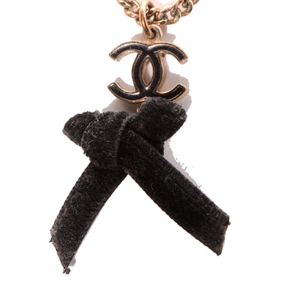 Chanel Enamel CC Bow Necklace Black 4 of 5