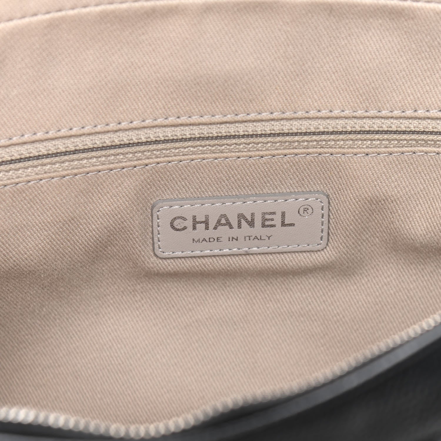 Chanel Caviar Quilted Jumbo Easy Flap Black 17 of 33