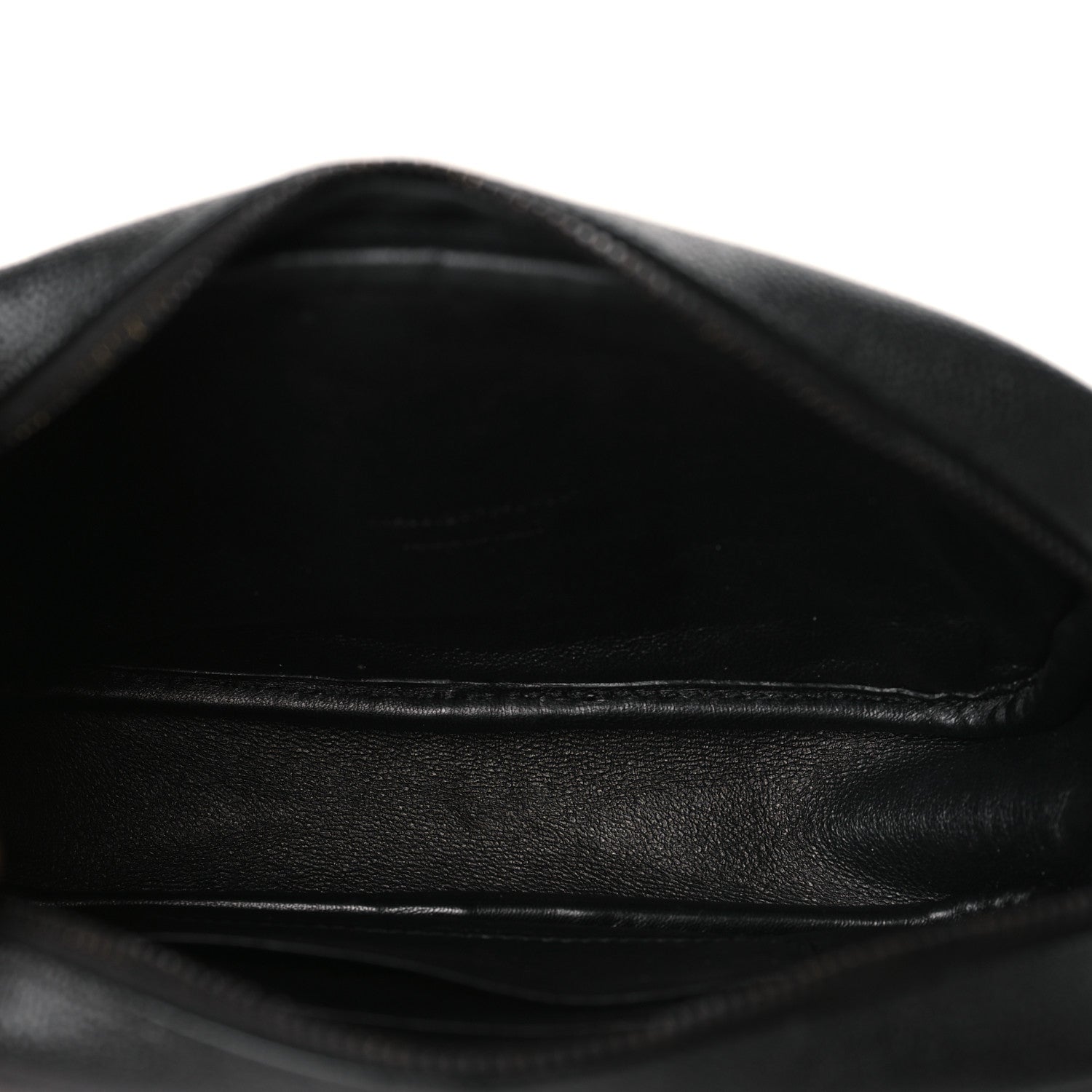 Saint Laurent Grain De Poudre Matelasse Monochrome Monogram Mini Lou Camera Bag Black 6 of 12