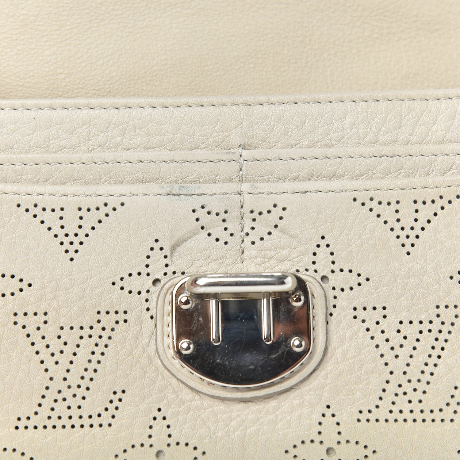 Louis Vuitton Mahina Amelia Wallet Ivory 12 of 12