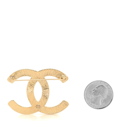 Chanel Metal CC Brooch Gold 2 of 3