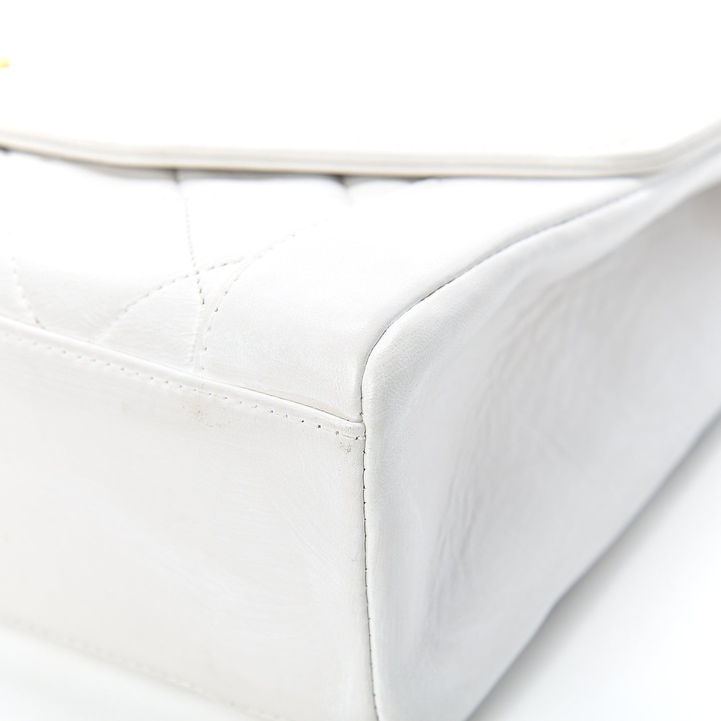 Lambskin Quilted Medium Single Flap White