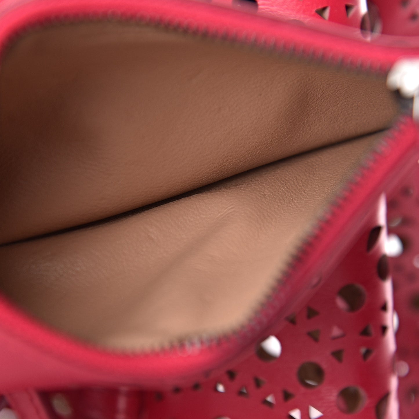 Calfskin Vienne Wave Mina 25 Bag Framboise