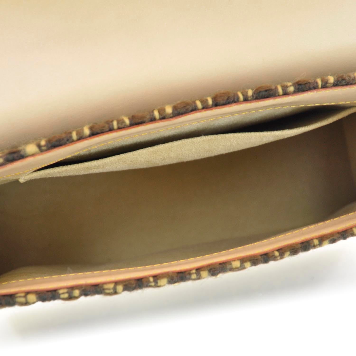 Louis Vuitton Monogram Ambre Tweedy Zip GM 7 of 9